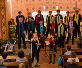 Am Abend fand ein Gospelkonzert in der Kirche statt